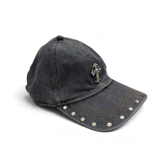Grey Metal formee